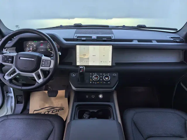Land Rover Defender NEV — Фото автомобиля 10
