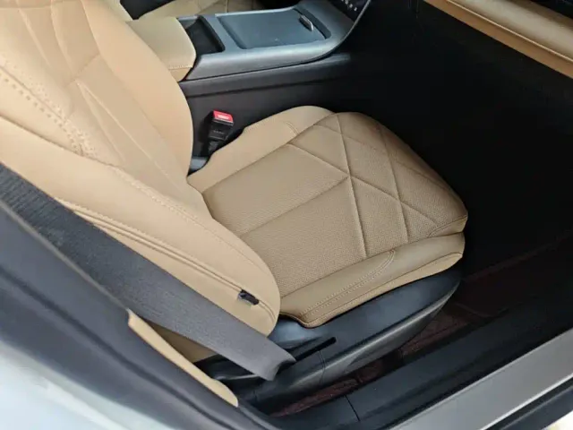 Geely Galaxy L6 — Фото автомобиля 24
