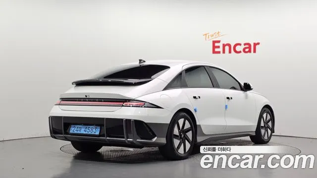 Hyundai Ioniq6 — Фото автомобиля 2