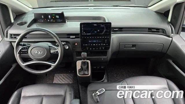 Hyundai Staria — Фото автомобиля 10