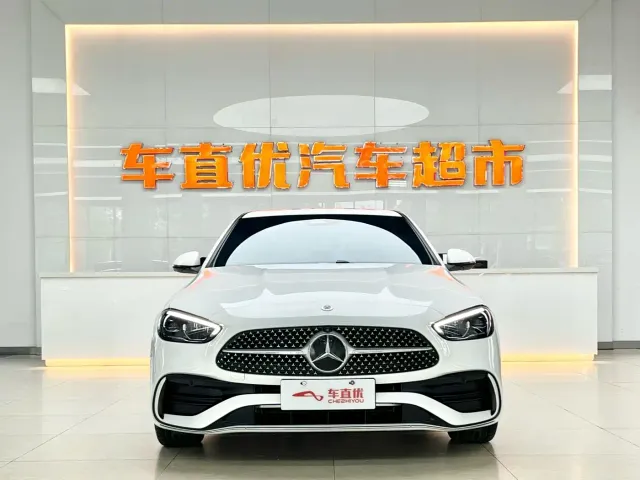 Mercedes-Benz C-Class — Фото автомобиля 3