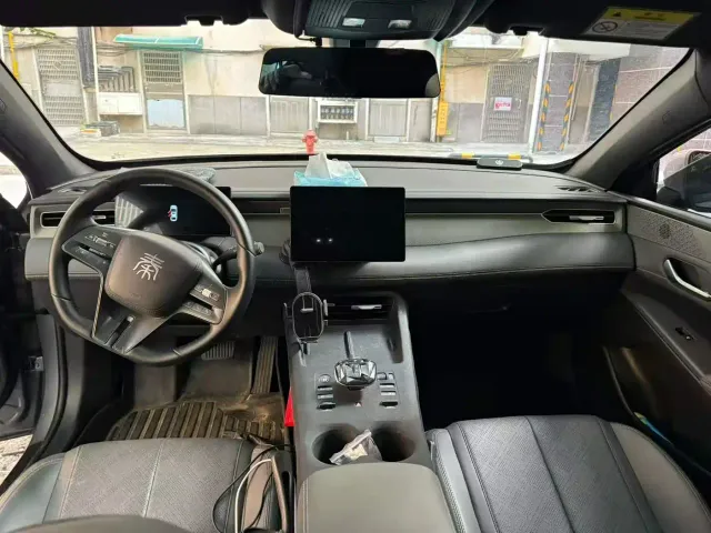 BYD Qin PLUS — Фото автомобиля 7