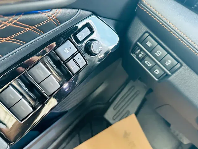 Toyota Avalon — Фото автомобиля 19