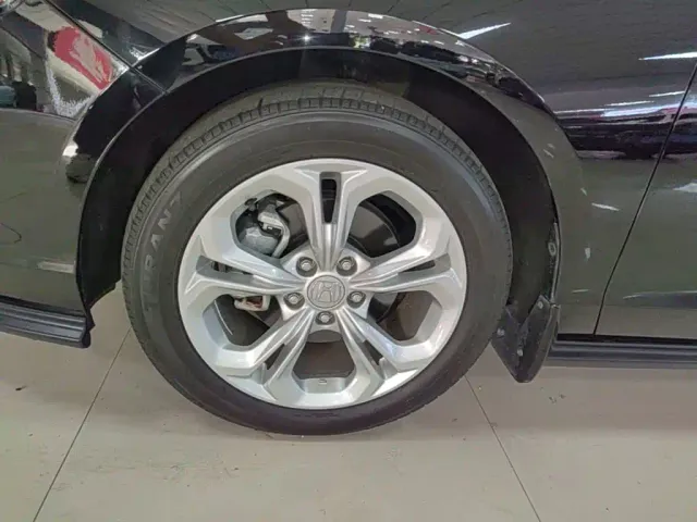 Honda Accord — Фото автомобиля 22