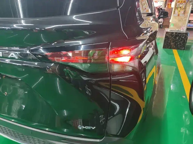 Toyota Granvia — Фото автомобиля 7