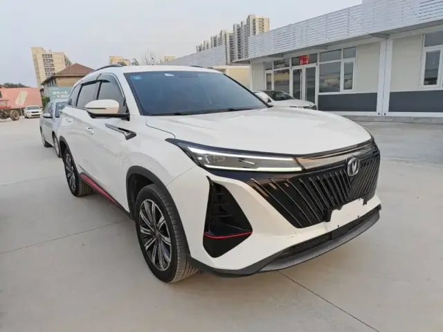 Changan CS75 Plus — Фото автомобиля 21