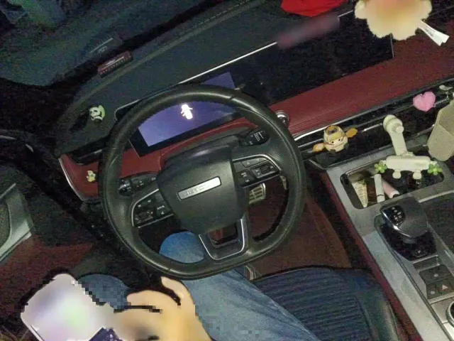 Jetour X70 Plus — Фото автомобиля 2