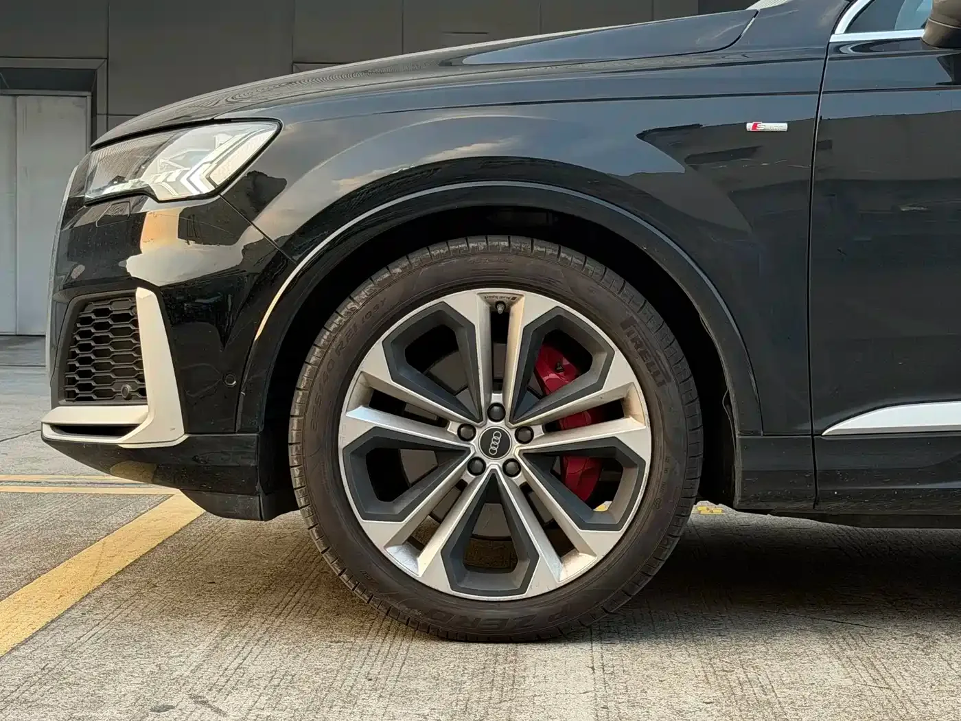 Audi Audi Q7 2022 55 TFSI quattro S line Premium — Фото автомобиля 8