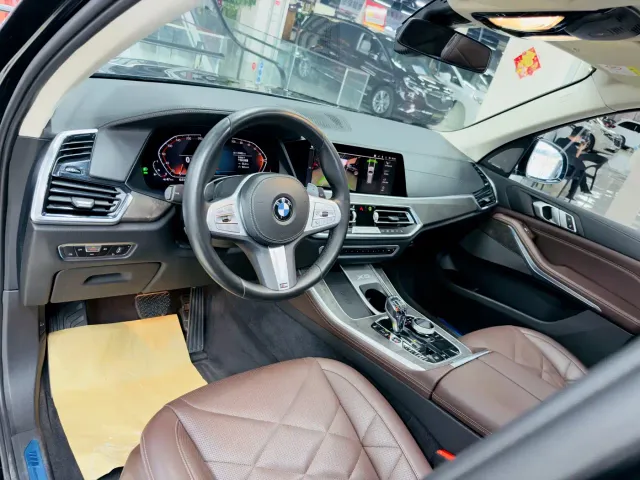 BMW X5 — Фото автомобиля 6
