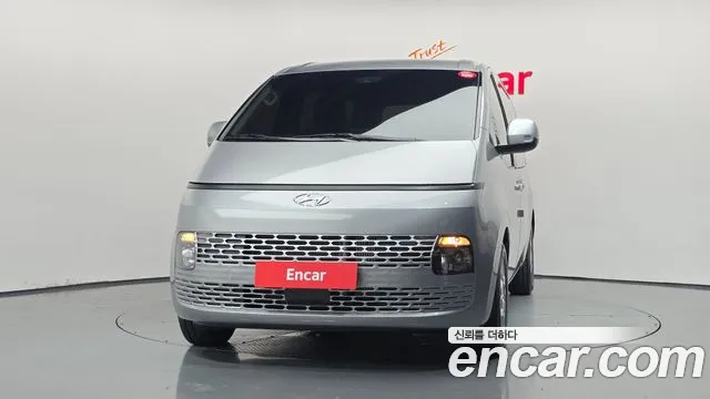 Hyundai Staria Staria Tourer 11 мест — Фото автомобиля 2