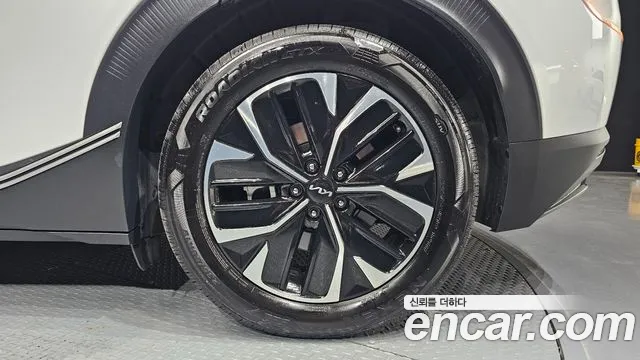 Kia EV6 — Фото автомобиля 21