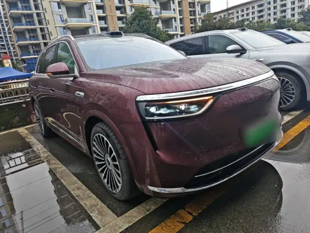 Aito M8 — Фото автомобиля 21