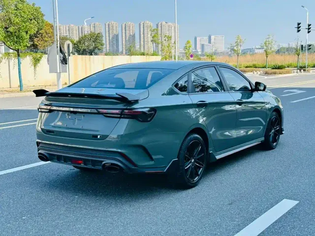 Geely Binrui — Фото автомобиля 6