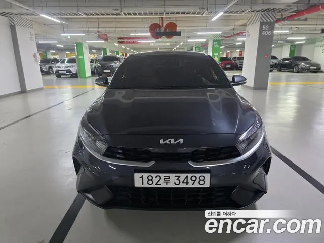 Фотография автомобиля — Kia K3 2nd Gen