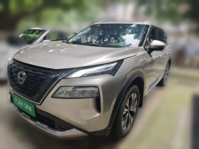 Фотография автомобиля — Nissan X-Trail