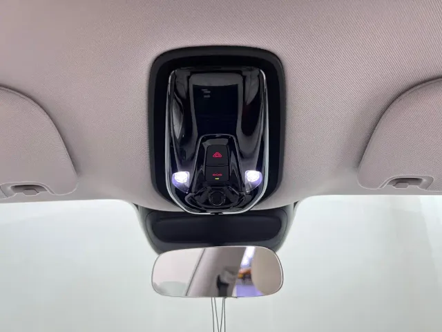 IM Motors LS6 — Фото автомобиля 25
