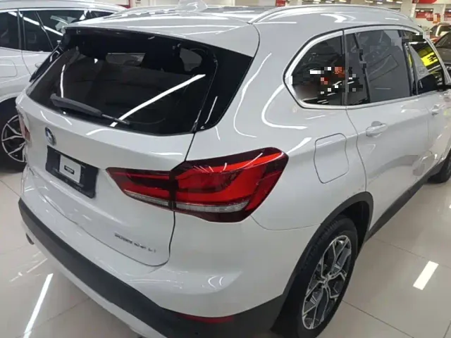 BMW X1 — Фото автомобиля 6