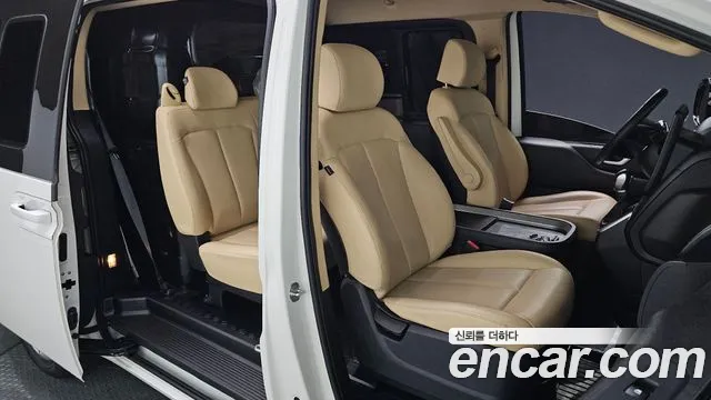 Hyundai Staria Staria L3.5 Карго 5 мест — Фото автомобиля 9