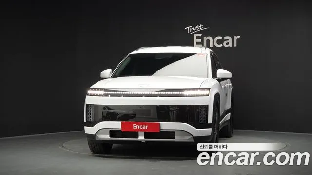 Hyundai Ioniq 9 — Фото автомобиля 3