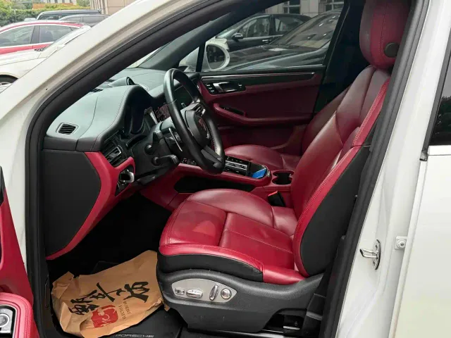 Porsche Macan 2024 Macan 2.0T — Фото автомобиля 14