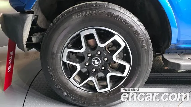Ford Bronco — Фото автомобиля 5