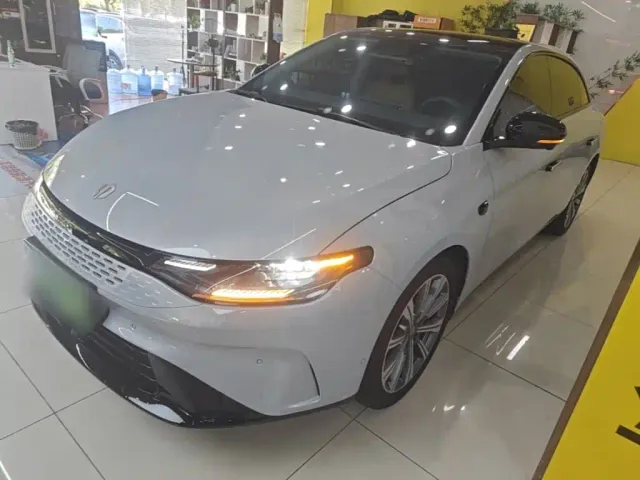 Фотография автомобиля — Leapmotor C01