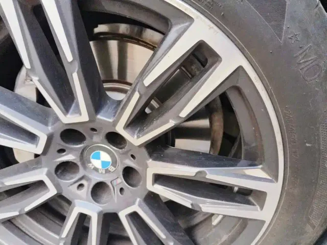 BMW 5 Series — Фото автомобиля 7