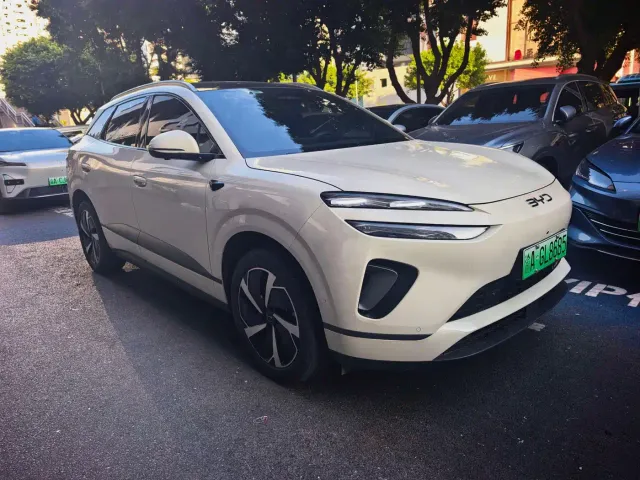 BYD Sealion 06 — Фото автомобиля 3