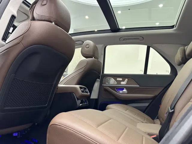 Mercedes-Benz GLE-Class — Фото автомобиля 14