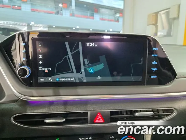 Hyundai Sonata — Фото автомобиля 12