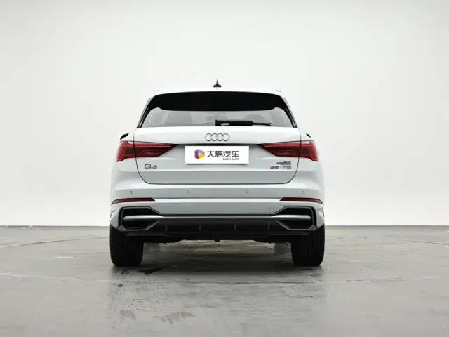 Audi Q3 — Фото автомобиля 4