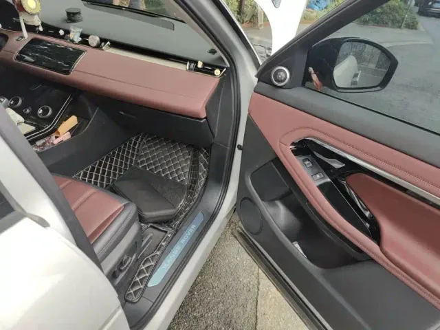 Land Rover Range Rover Evoque — Фото автомобиля 19