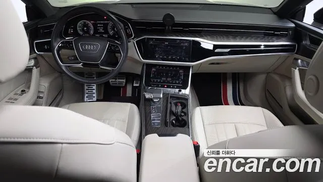 Audi A7 4K — Фото автомобиля 10