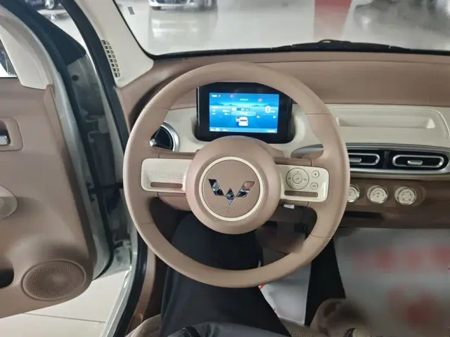 Wuling Hongguang Mini EV — Фото автомобиля 3