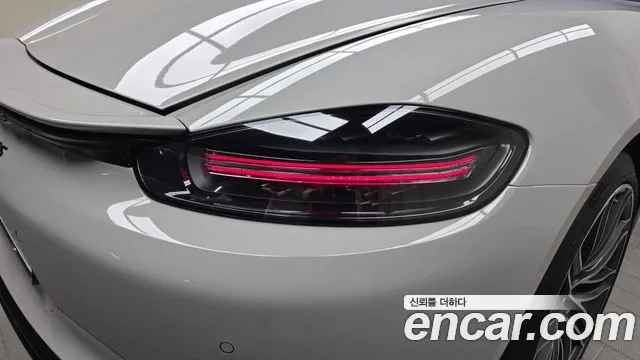 Porsche 718 — Фото автомобиля 8
