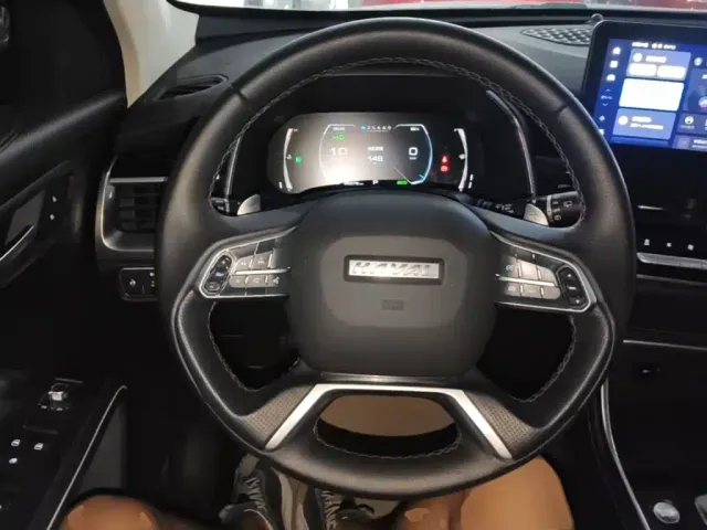 Haval H6 — Фото автомобиля 10