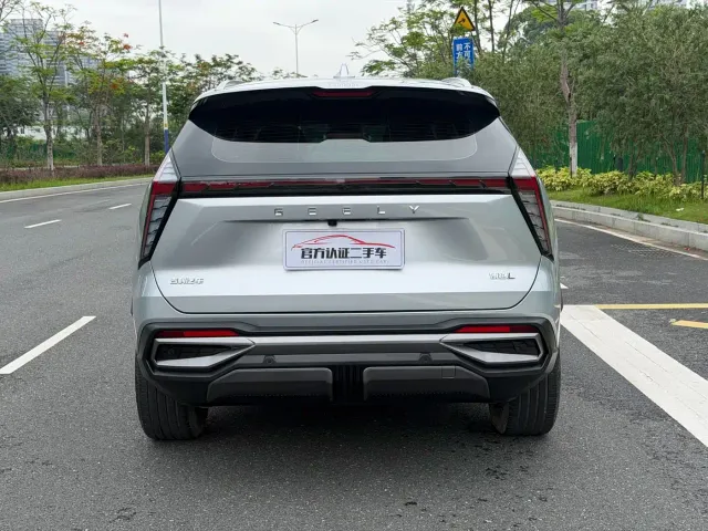 Geely Boyue L — Фото автомобиля 19