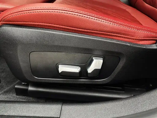 BMW 3 Series — Фото автомобиля 11