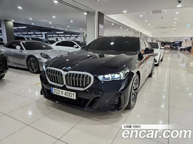 Фотография автомобиля — BMW 5 Series G60