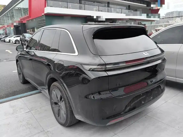 Li Auto L6 — Фото автомобиля 4