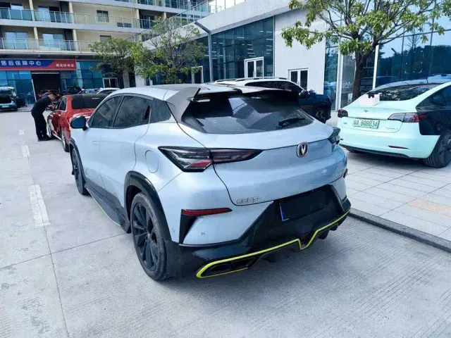 Changan UNI-T — Фото автомобиля 9