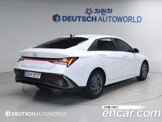 Hyundai Avante CN7 — Фото автомобиля 2