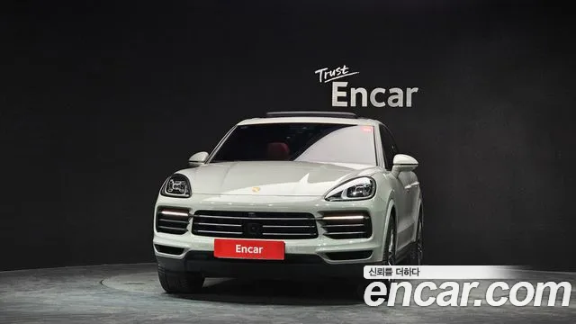 Porsche Cayenne — Фото автомобиля 3