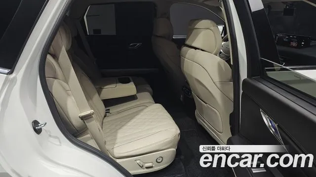 Genesis GV80 — Фото автомобиля 17