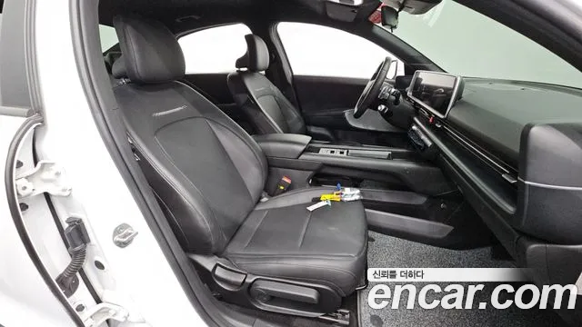 Hyundai Ioniq6 — Фото автомобиля 24