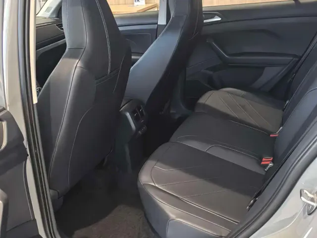 Volkswagen Tharu — Фото автомобиля 9