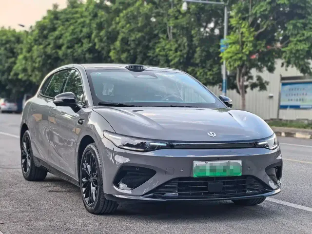 Leapmotor Leapmotor Lafa 5 2026 515 Standard Model — Фото автомобиля 5