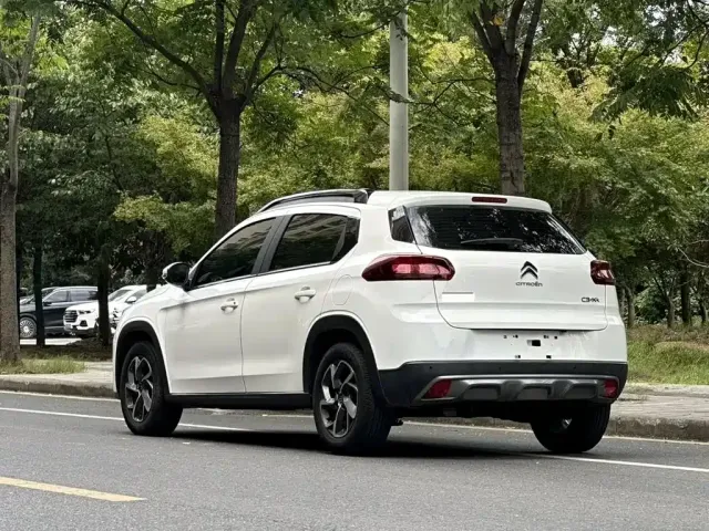 Citroen C3-XR — Фото автомобиля 9