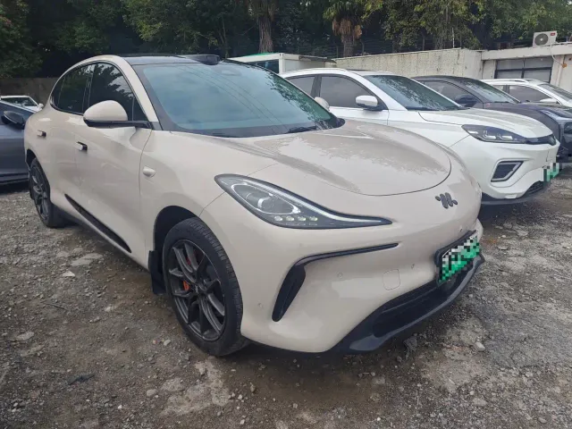 IM Motors LS6 — Фото автомобиля 3