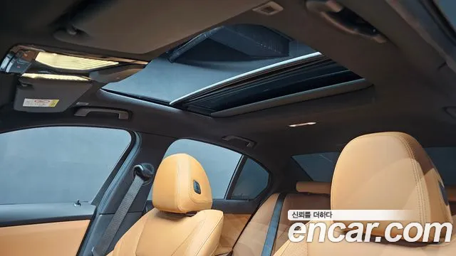 BMW 3-Series 3 серия (G20) 320i M Sport — Фото автомобиля 28
